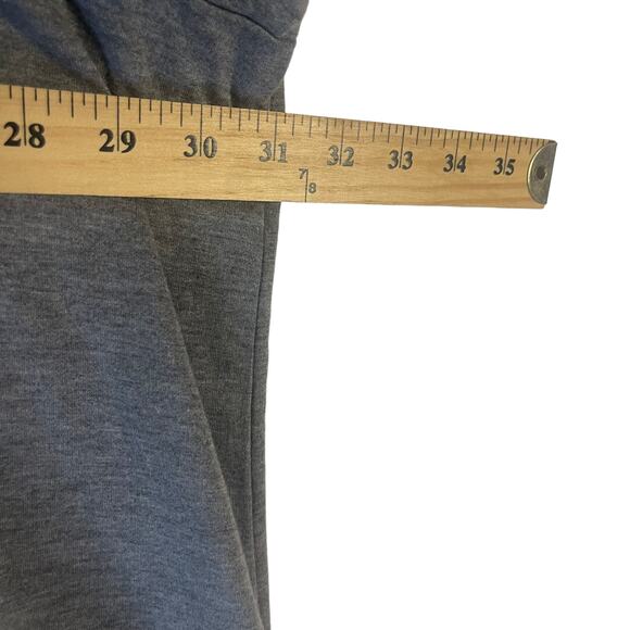 Torrid Women's Plus Size 5 Grey Elbow Sleeve Eyelet Flutter Sweater - Picture 7 of 8